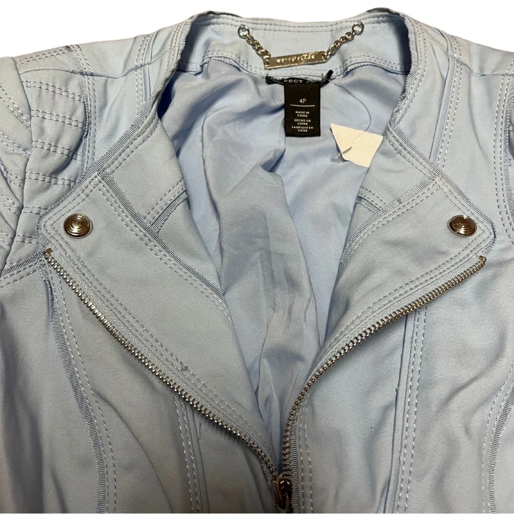 White House Black Market Blue Blazer Fitted Asymmetrical sz 4 Petite - Picture 3 of 9